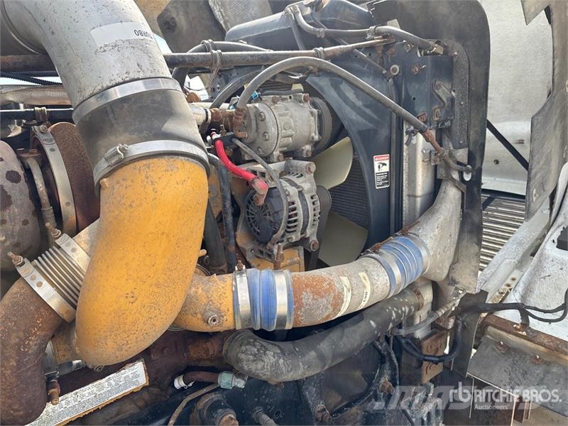 Freightliner Classic 120 Truck Tractor Units