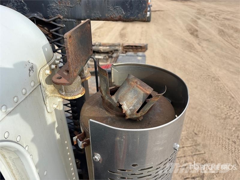 Freightliner Classic 6x4 Texas Bed Winch Truck Puksiirid