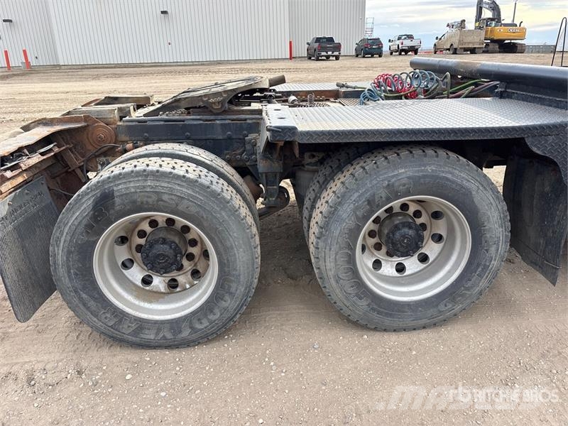 Freightliner Classic 6x4 Texas Bed Winch Truck Puksiirid