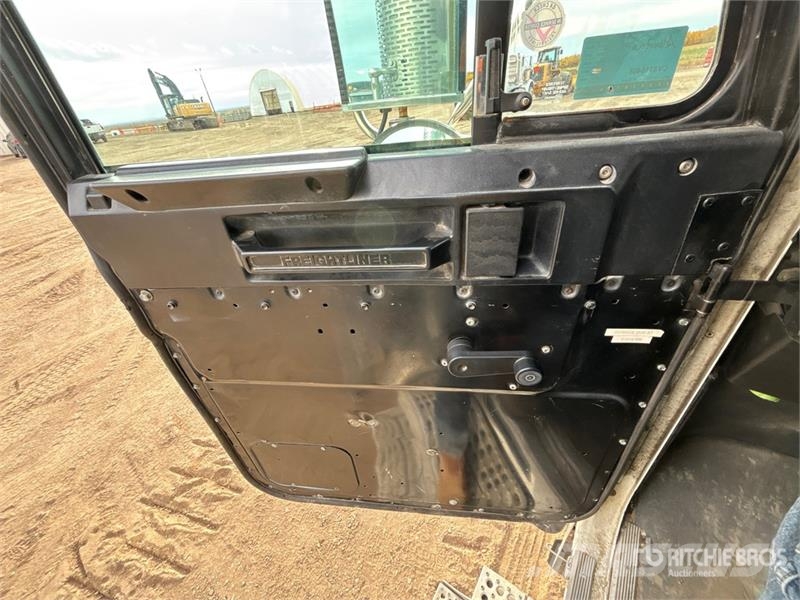 Freightliner Classic 6x4 Texas Bed Winch Truck Puksiirid