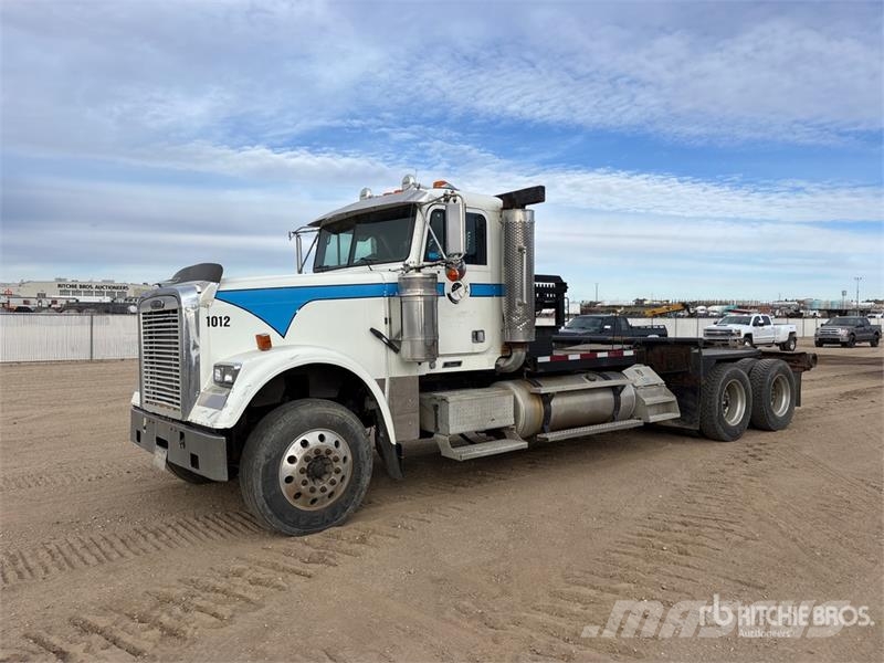 Freightliner Classic 6x4 Texas Bed Winch Truck Puksiirid