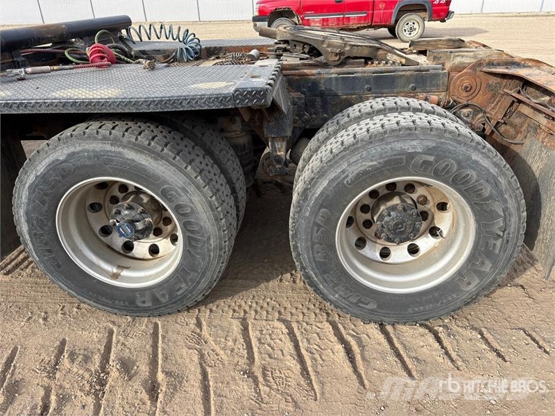 Freightliner Classic 6x4 Texas Bed Winch Truck Puksiirid