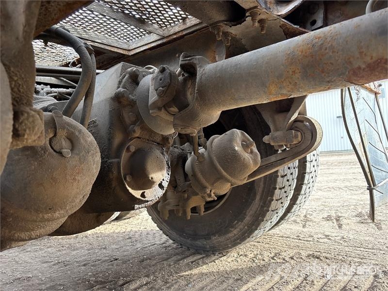 Freightliner Classic 6x4 Texas Bed Winch Truck Puksiirid