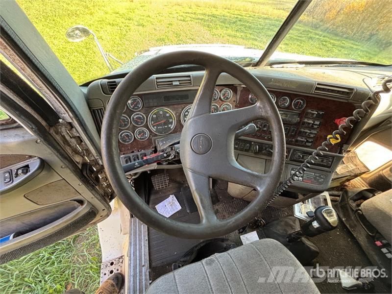 Freightliner Columbia For Parts Only T/A Sleeper Truck Tractor  Trekkvogner