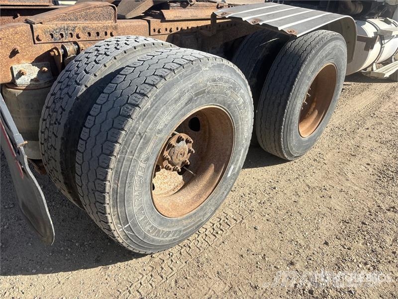 Freightliner Columbia 120 Sadulveokid
