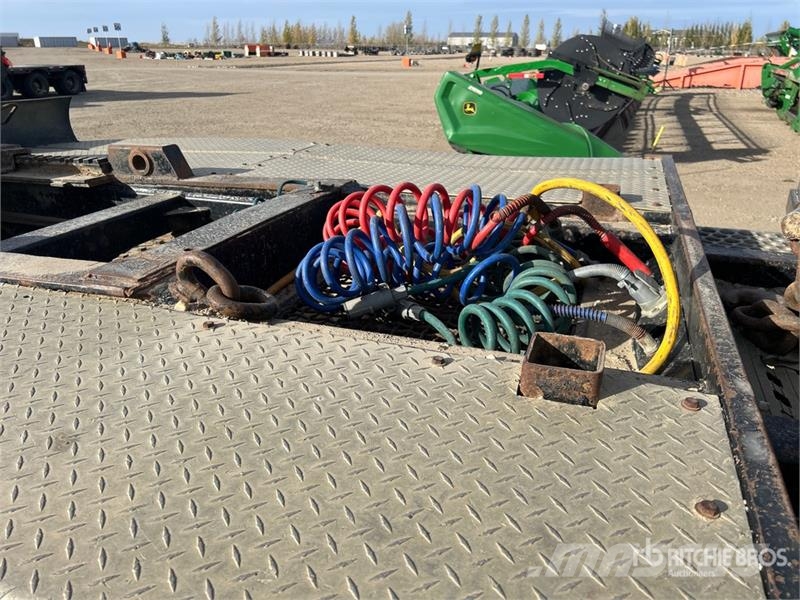 Freightliner Columbia 8x6 Sleeper Winch Truck Bergingsbiler