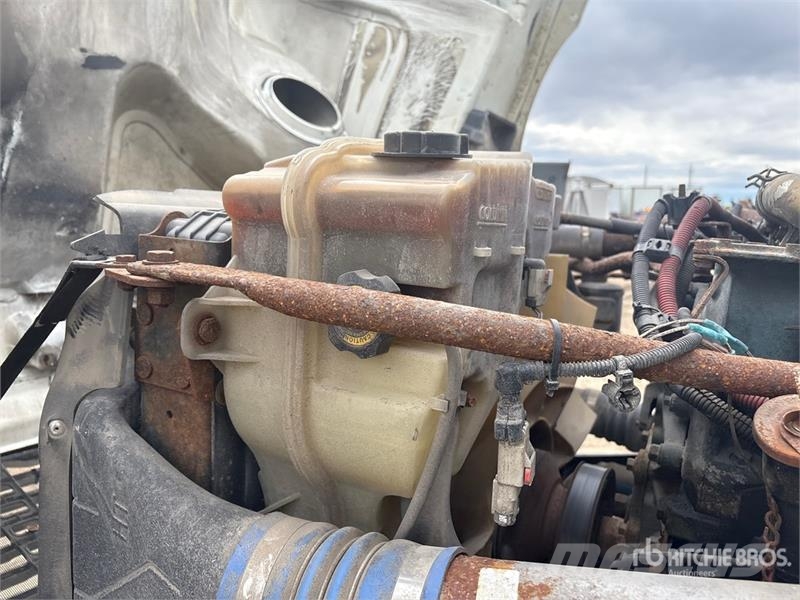 Freightliner Columbia 112 Sadulveokid