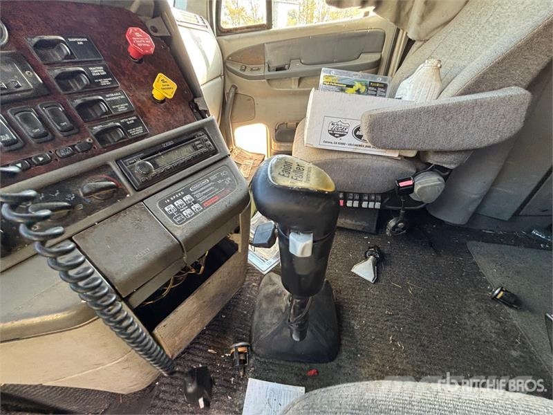 Freightliner Columbia For Parts Only T/A Sleeper Truck Tractor  Trekkvogner