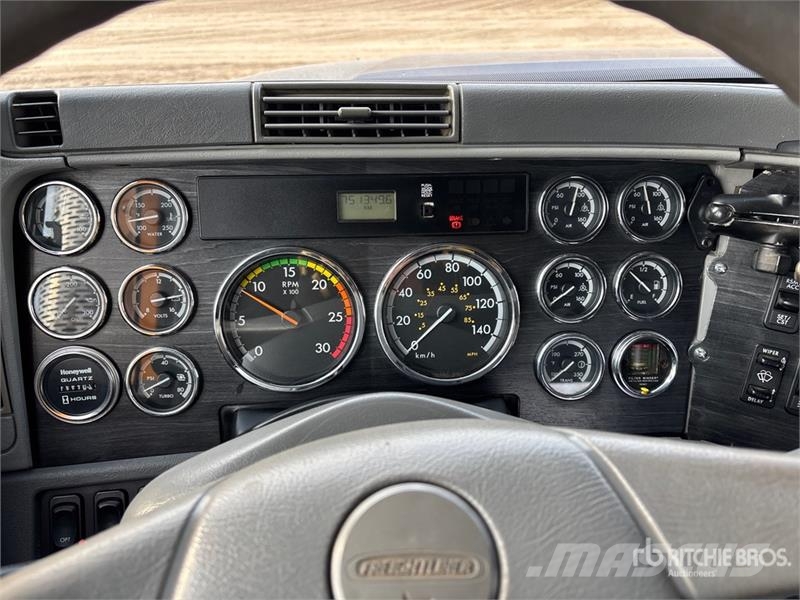 Freightliner Columbia 120 Vyslobodzovacie vozidlá