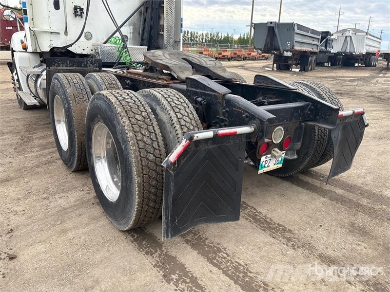 Freightliner Columbia 112 Sadulveokid