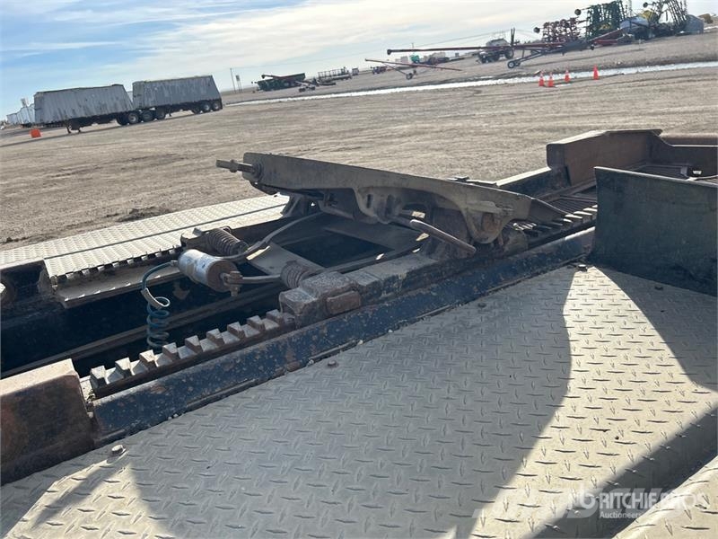 Freightliner Columbia 8x6 Sleeper Winch Truck Bergingsbiler