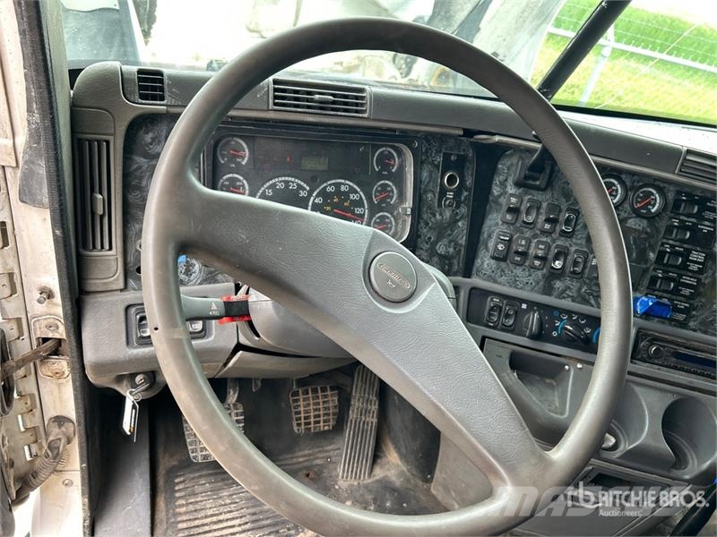 Freightliner Columbia 120 Tractor Units