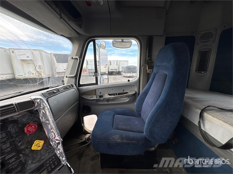 Freightliner Columbia Автокрани