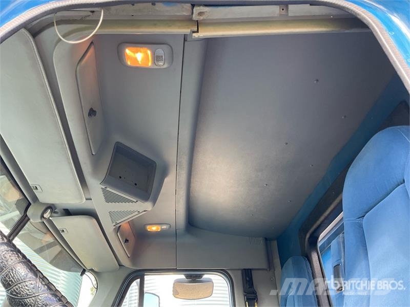Freightliner Columbia 6x4 Grain Truck Poljoprivredni / kamioni za žitarice