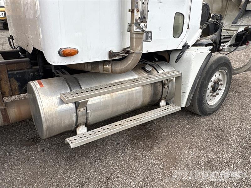 Freightliner Columbia Автокрани