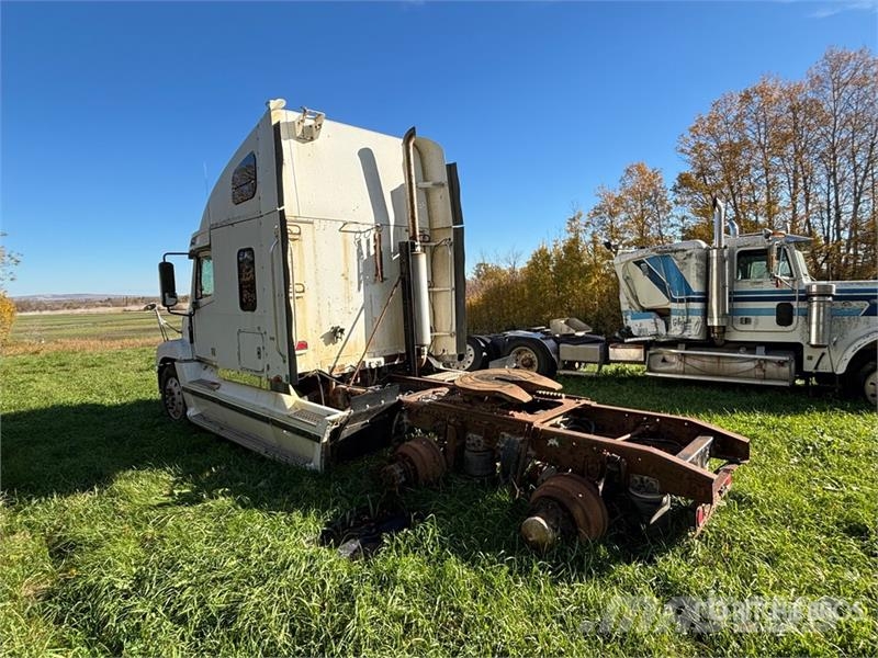 Freightliner Columbia For Parts Only T/A Sleeper Truck Tractor  Trekkvogner