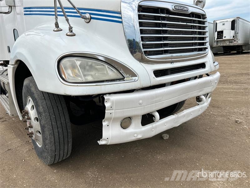 Freightliner Columbia 120 Tractor Units