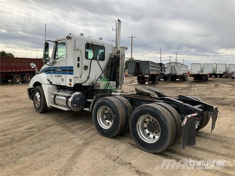 Freightliner Columbia 112 Sadulveokid