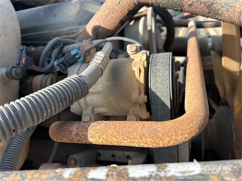 Freightliner Columbia 8x6 Sleeper Winch Truck Bergingsbiler