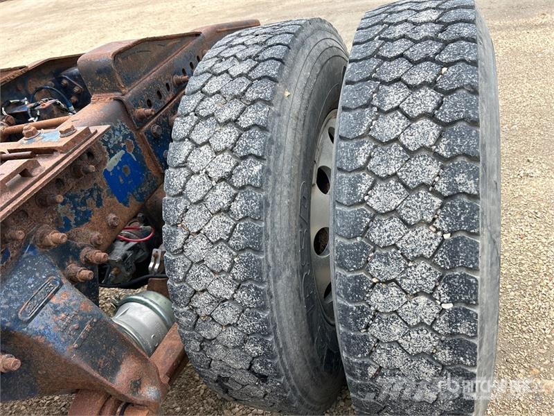 Freightliner Columbia 120 Tractor Units