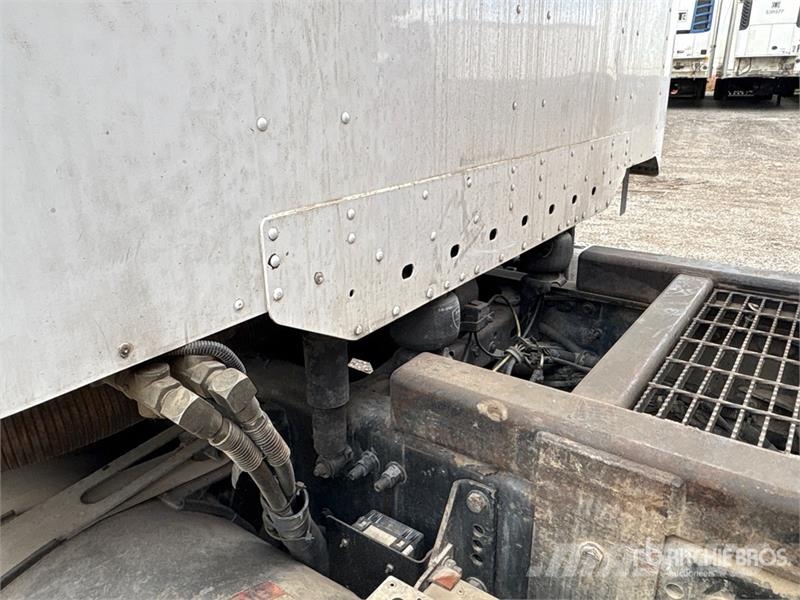 Freightliner Columbia Автокрани