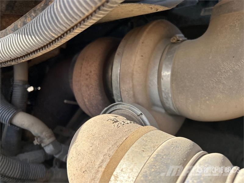 Freightliner Columbia 8x6 Sleeper Winch Truck Bergingsbiler