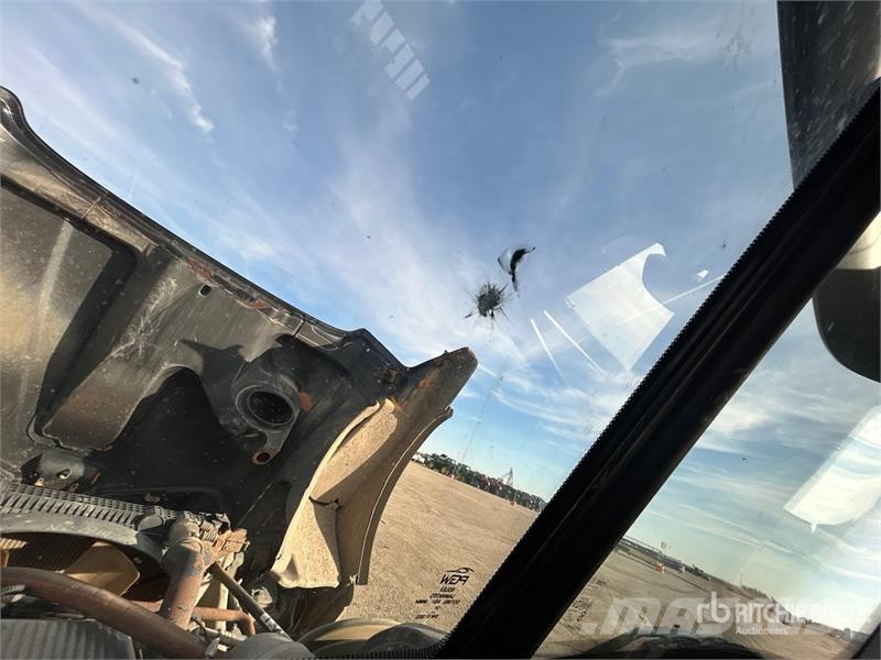Freightliner Columbia 8x6 Sleeper Winch Truck Bergingsbiler