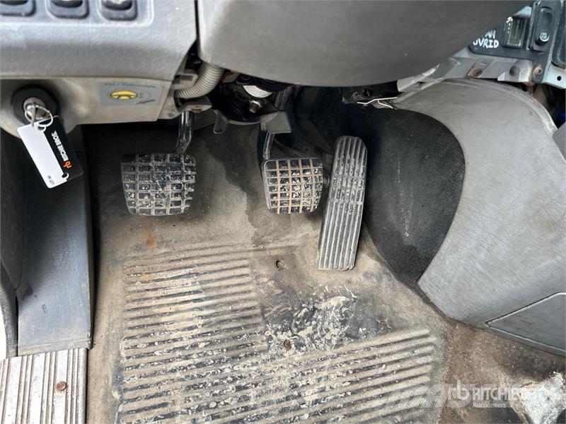 Freightliner Columbia 120 Tractor Units