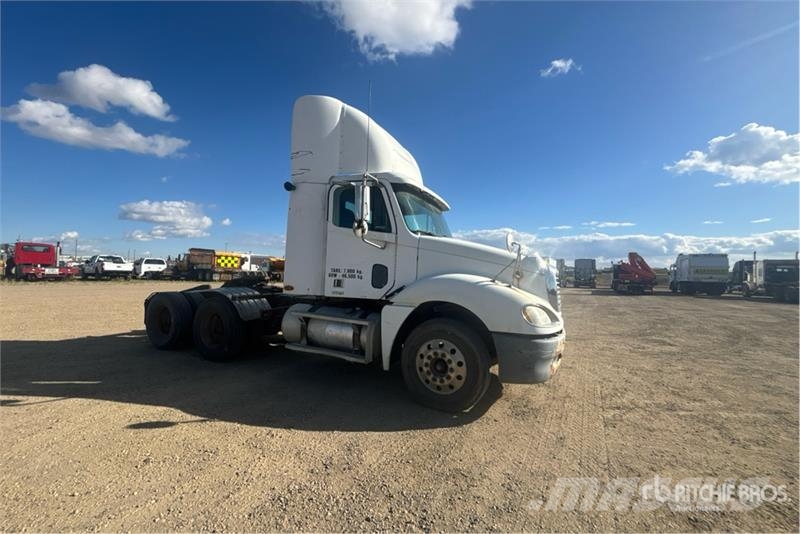 Freightliner Columbia 120 Sadulveokid