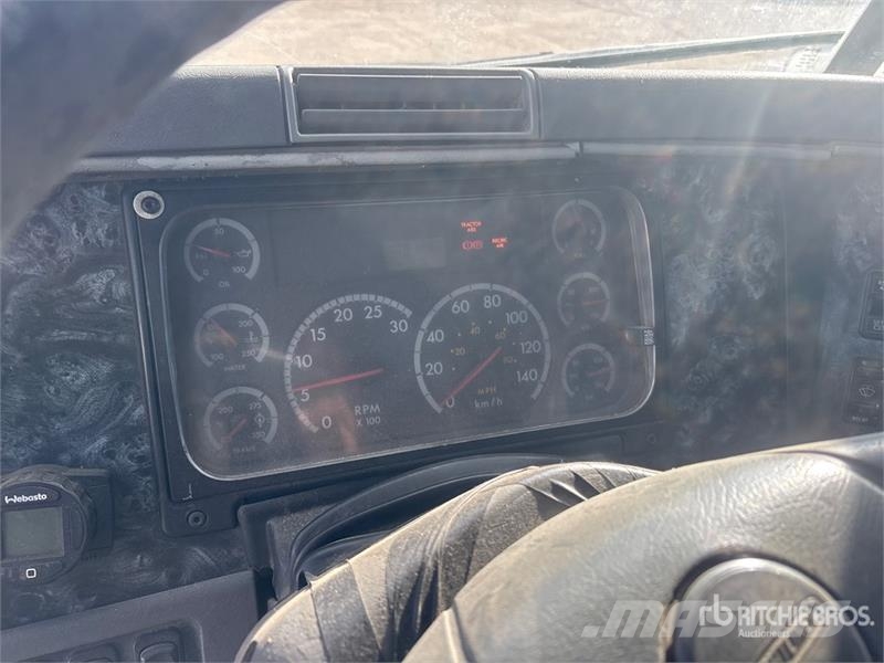 Freightliner Columbia 120 Sadulveokid