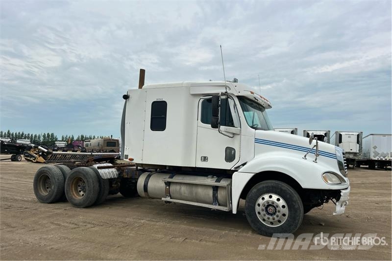 Freightliner Columbia 120 Tractor Units