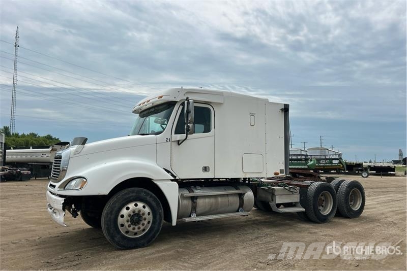 Freightliner Columbia 120 Tractor Units