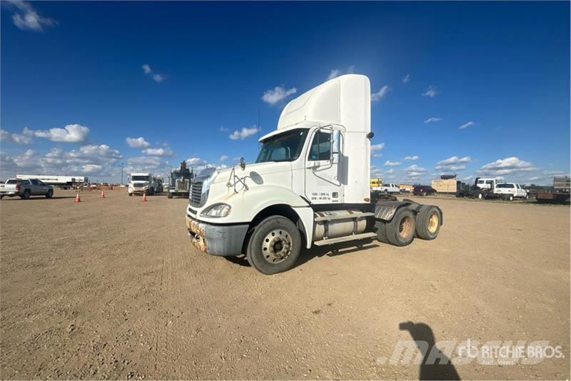 Freightliner Columbia 120 Sadulveokid