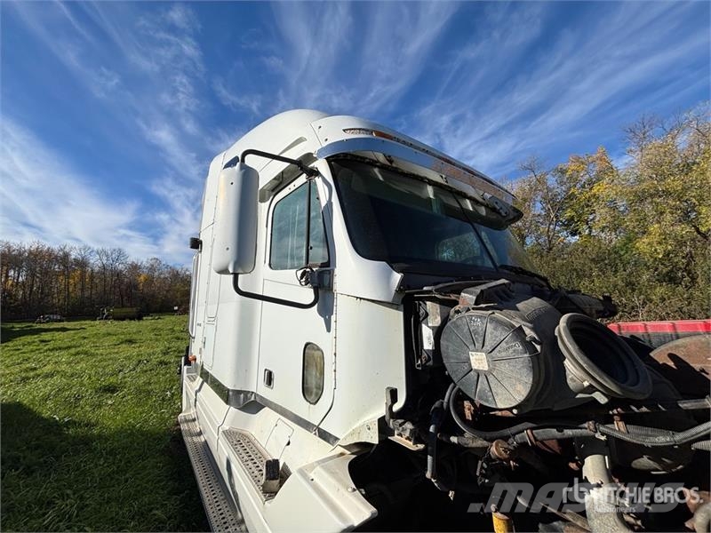 Freightliner Columbia For Parts Only T/A Sleeper Truck Tractor  Trekkvogner