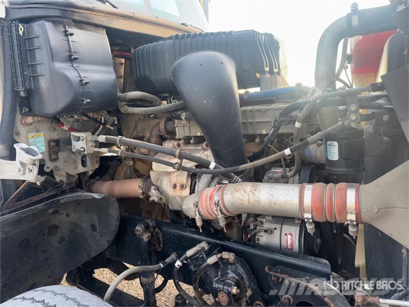 Freightliner Coronado 122 6x4 T/A Dump Truck Kipper