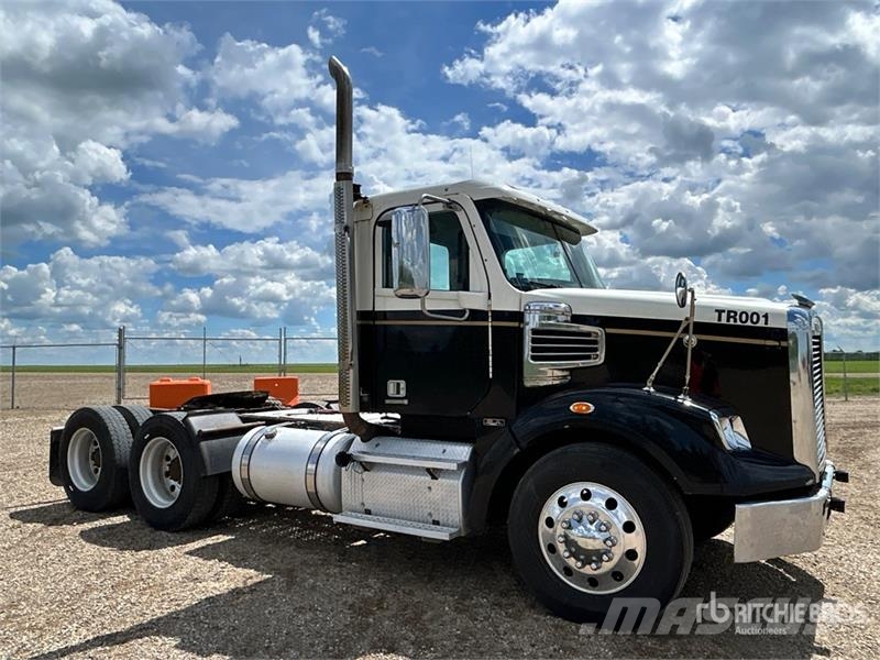 Freightliner Coronado 122 Vetopöytäautot