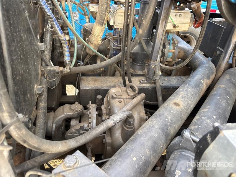 Freightliner Coronado 122 8x6 Sleeper Pressure Truck Ostali kamioni