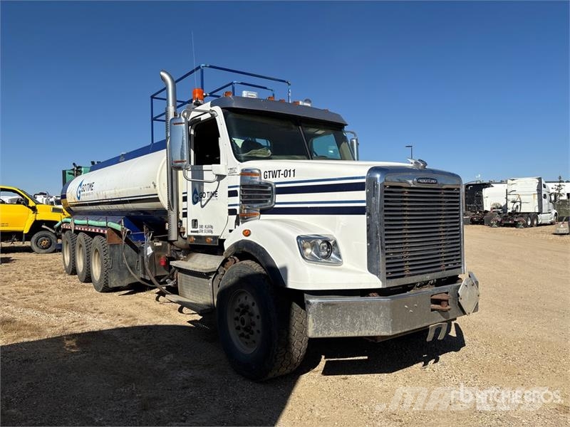 Freightliner Coronado 122 8x6 Water Truck (Inoperable) Autocisterne