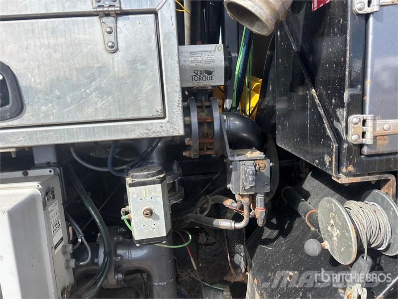 Freightliner Coronado 122 8x6 Sleeper Pressure Truck Ostali kamioni