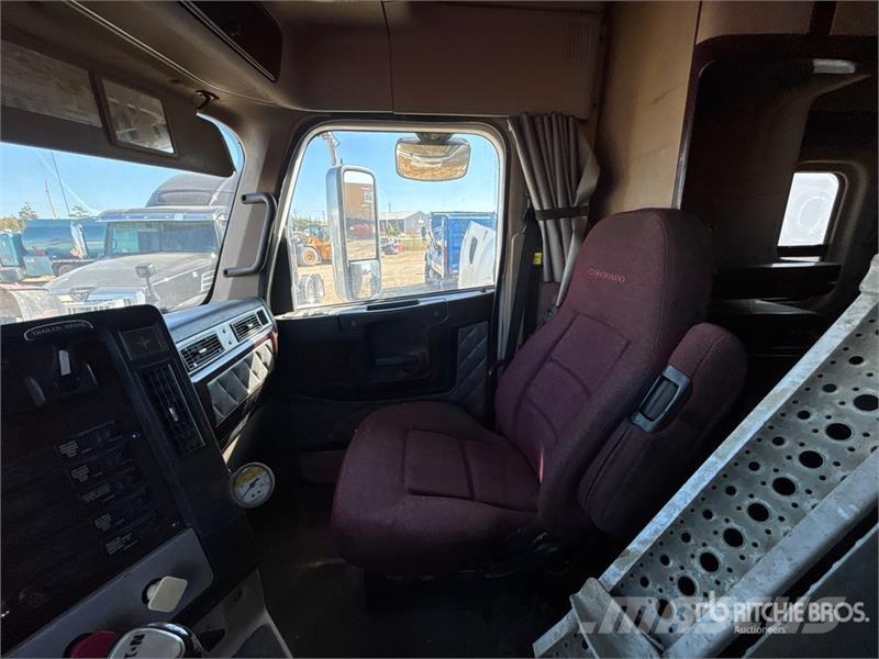 Freightliner Coronado 122 6x4 T/A Sleeper Truck Tractor Çekiciler