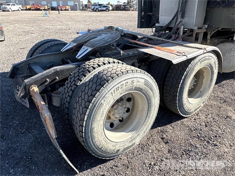 Freightliner Coronado 6x4 T/A Sleeper Truck Tractor Truck Tractor Units