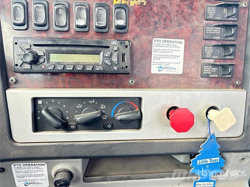 Freightliner Coronado SD 6x4 Heavy Haul T/A Day Cab Truck Tract Trekkers