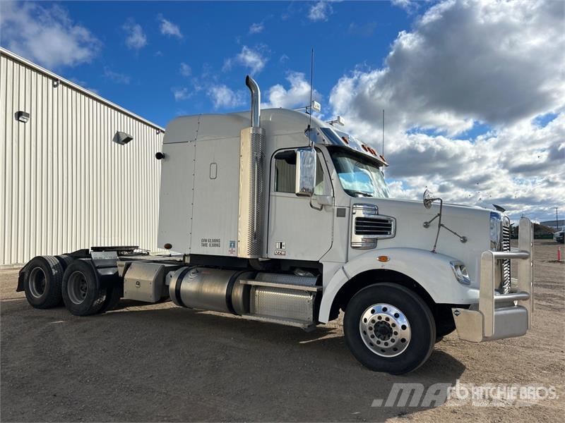 Freightliner Coronado 122SD Trekkers