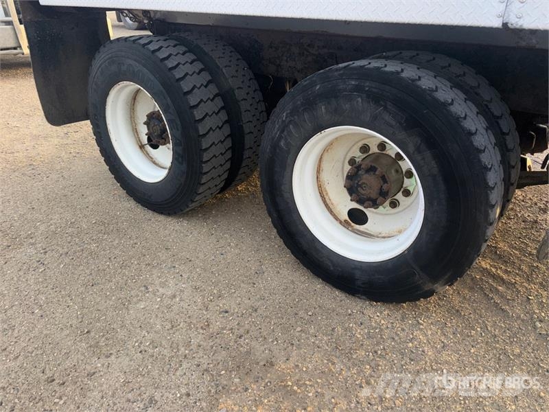Freightliner Coronado 122 6x4 T/A Dump Truck Kipper
