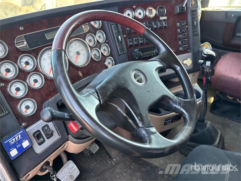 Freightliner Coronado 122 6x4 T/A Sleeper Truck Tractor Çekiciler