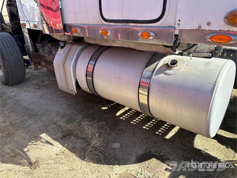 Freightliner Coronado 122 6x4 T/A Sleeper Truck Tractor Çekiciler