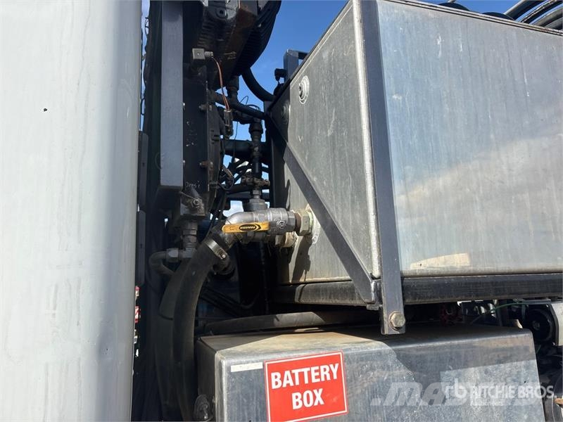 Freightliner Coronado 122 8x6 Sleeper Pressure Truck Ostali kamioni
