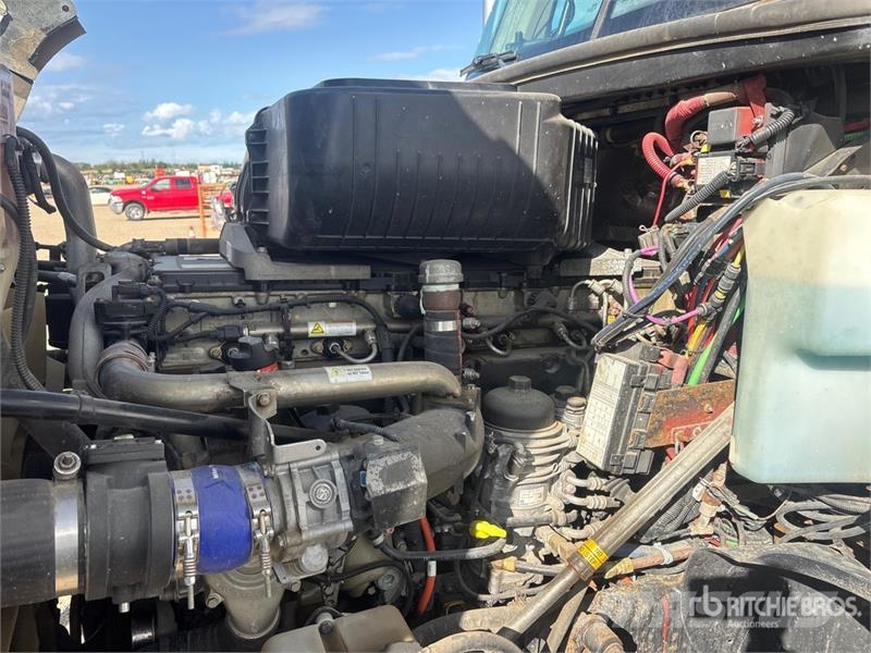 Freightliner Coronado 122 8x6 Sleeper Pressure Truck Ostali kamioni