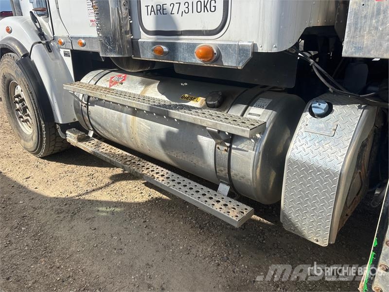 Freightliner Coronado 122 8x6 Sleeper Pressure Truck Ostali kamioni