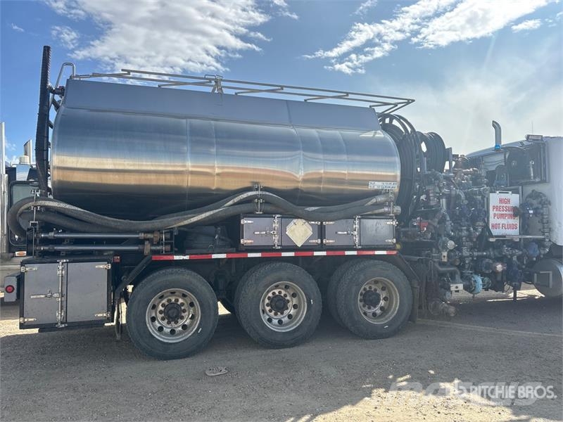 Freightliner Coronado 122 8x6 Sleeper Pressure Truck Ostali kamioni